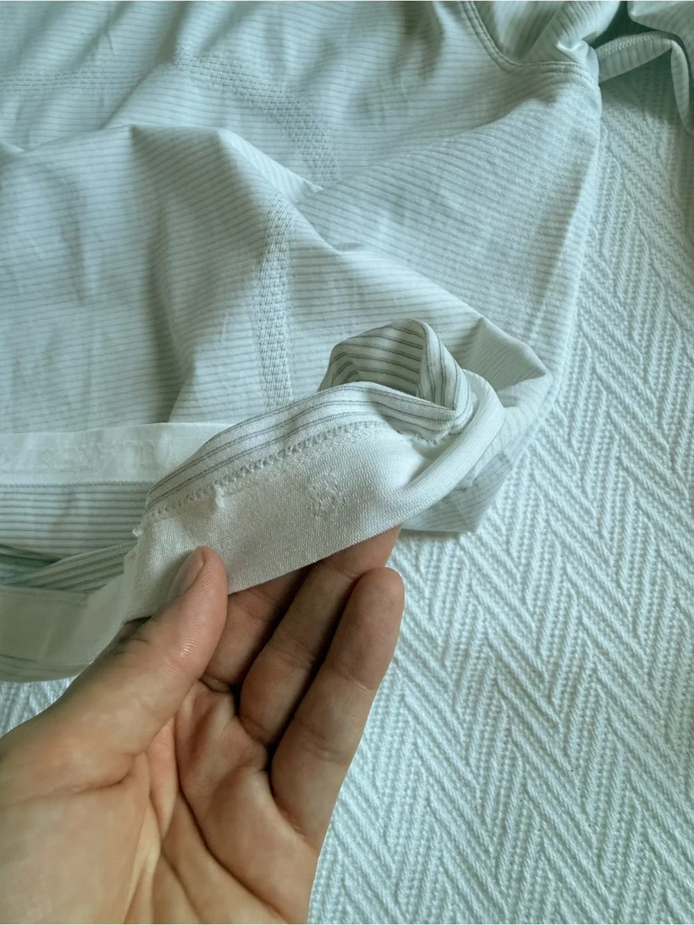 Lululemon relaxed swiftly tech long sleeve 🤍